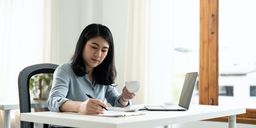 Formation en ligne avec Comptalia pour les étudiants en alternance : Les avantages d'une double formation
