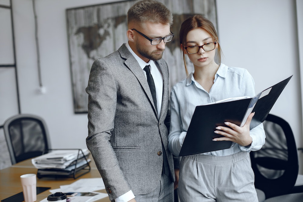 Les contrats d'affaires : un outil essentiel pour sécuriser et développer votre activité