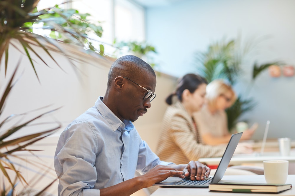 Supprimer un compte Urssaf : un processus complexe mais nécessaire