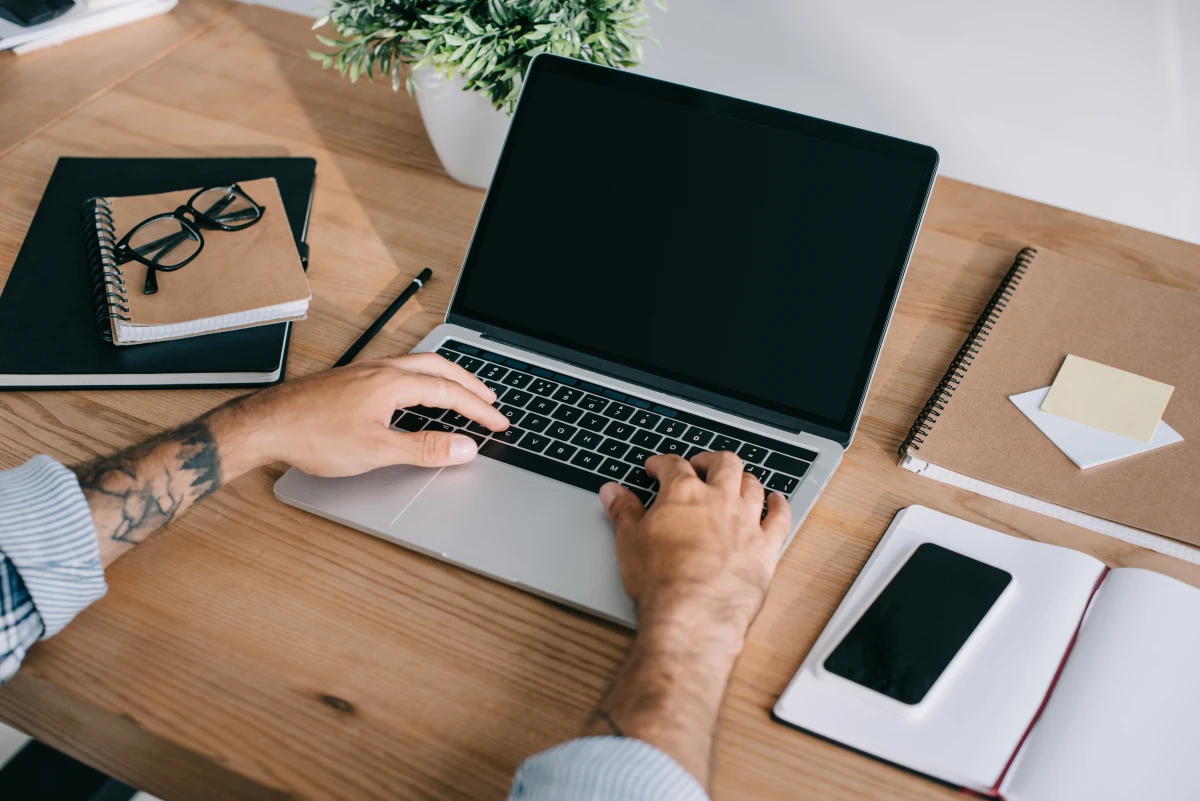 Optimisez votre espace de travail pour booster votre productivité